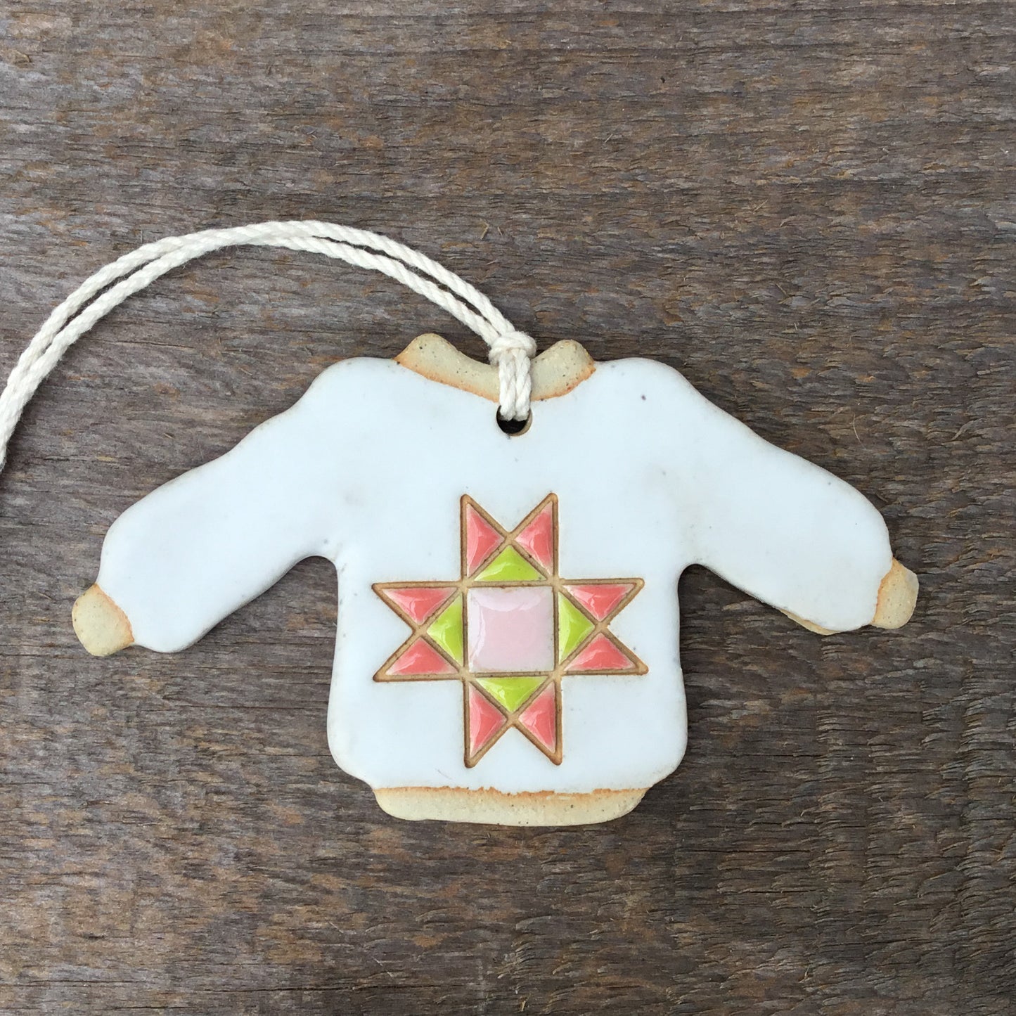 Stoneware Sweater Ornament ‘Ohio Star’