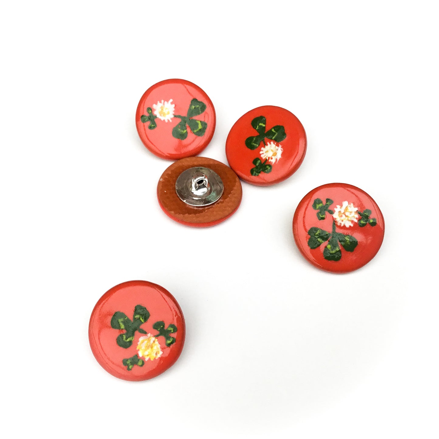 ‘Sweet Clover & Crimson’ Designer Shank Button Set - 3/4" 5-pack