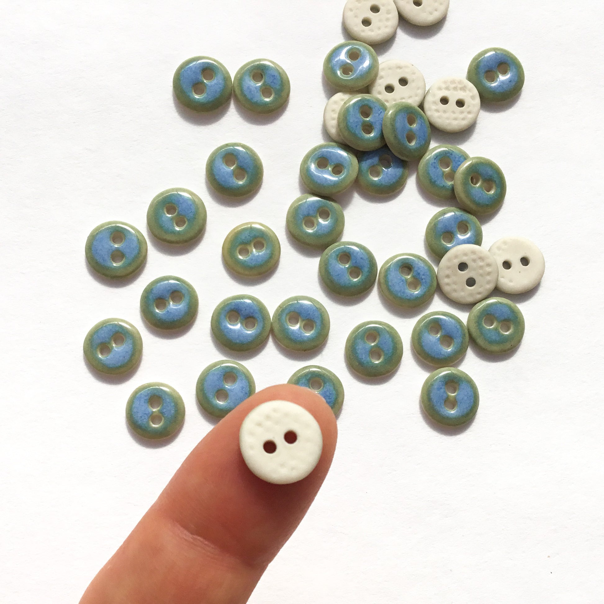 15mm Blue Mother of Pearl Button