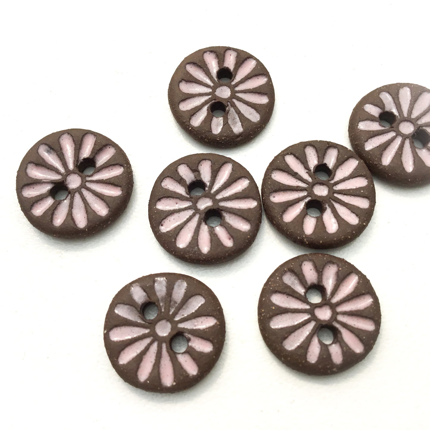 Daisy Buttons on Rustic Black Clay - 9/16"