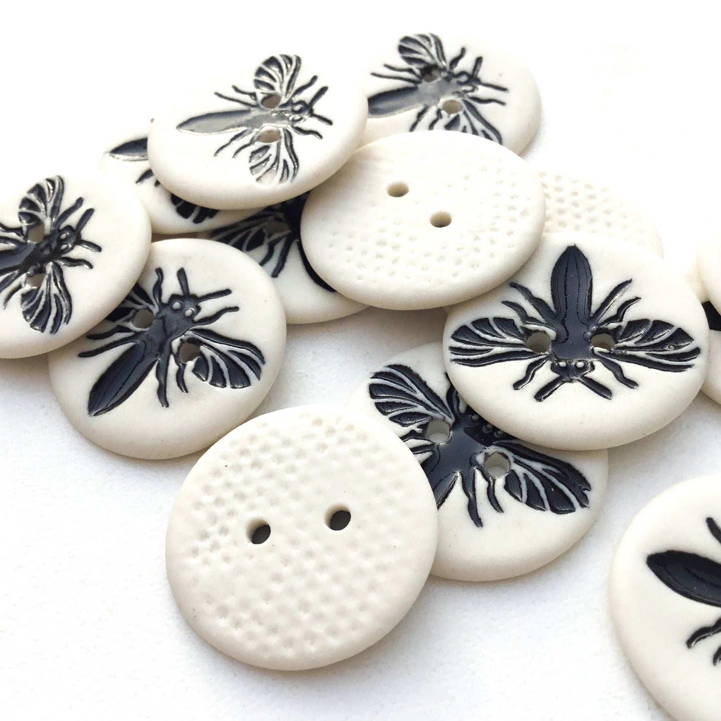Porcelain Honeybee Buttons - 7/8"